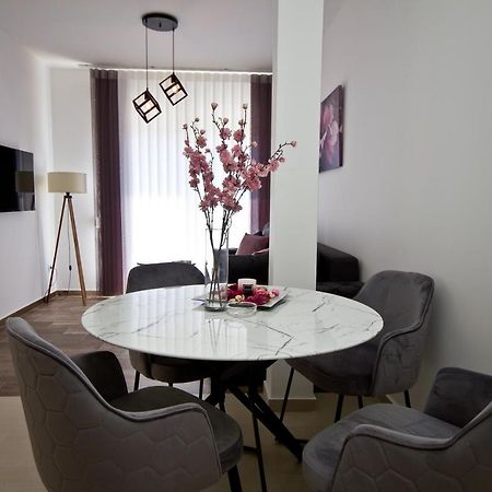 Igman Apartments 蒂瓦特 外观 照片