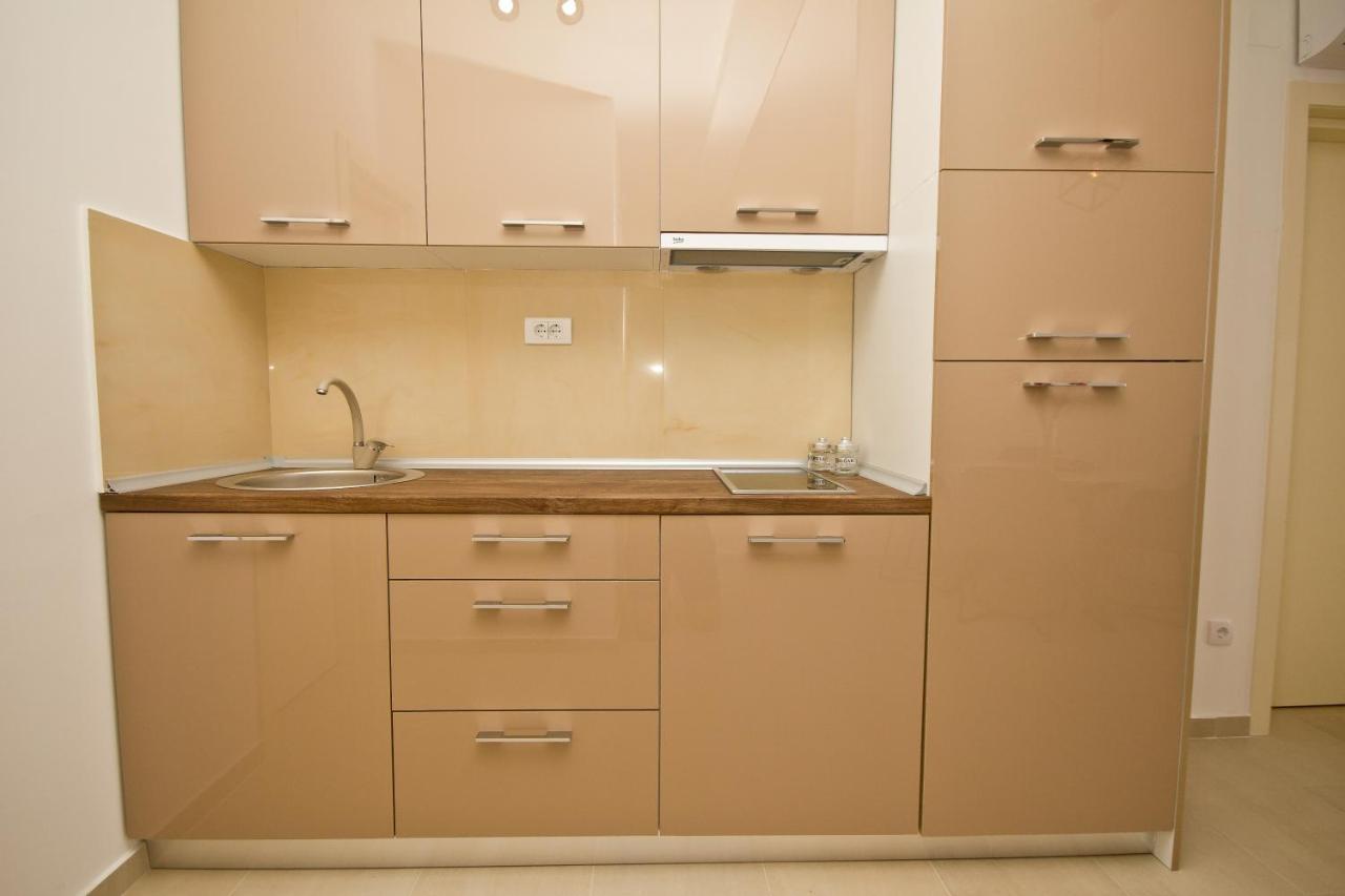 Igman Apartments 蒂瓦特 外观 照片