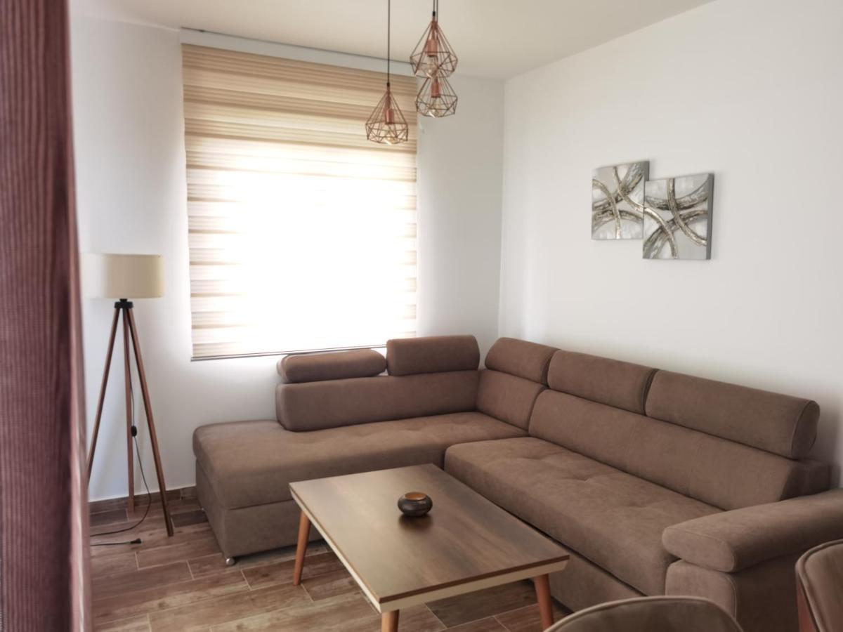 Igman Apartments 蒂瓦特 外观 照片