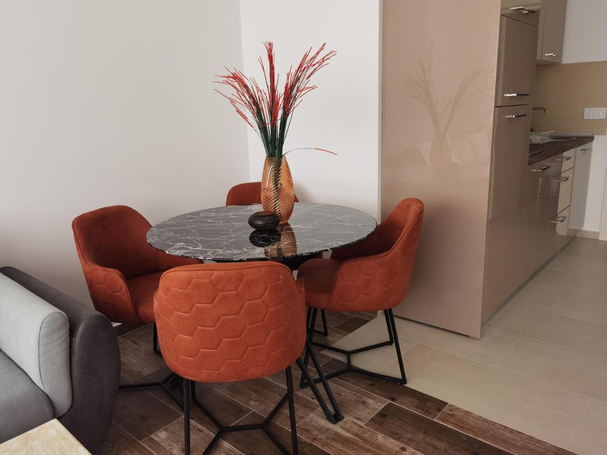 Igman Apartments 蒂瓦特 外观 照片